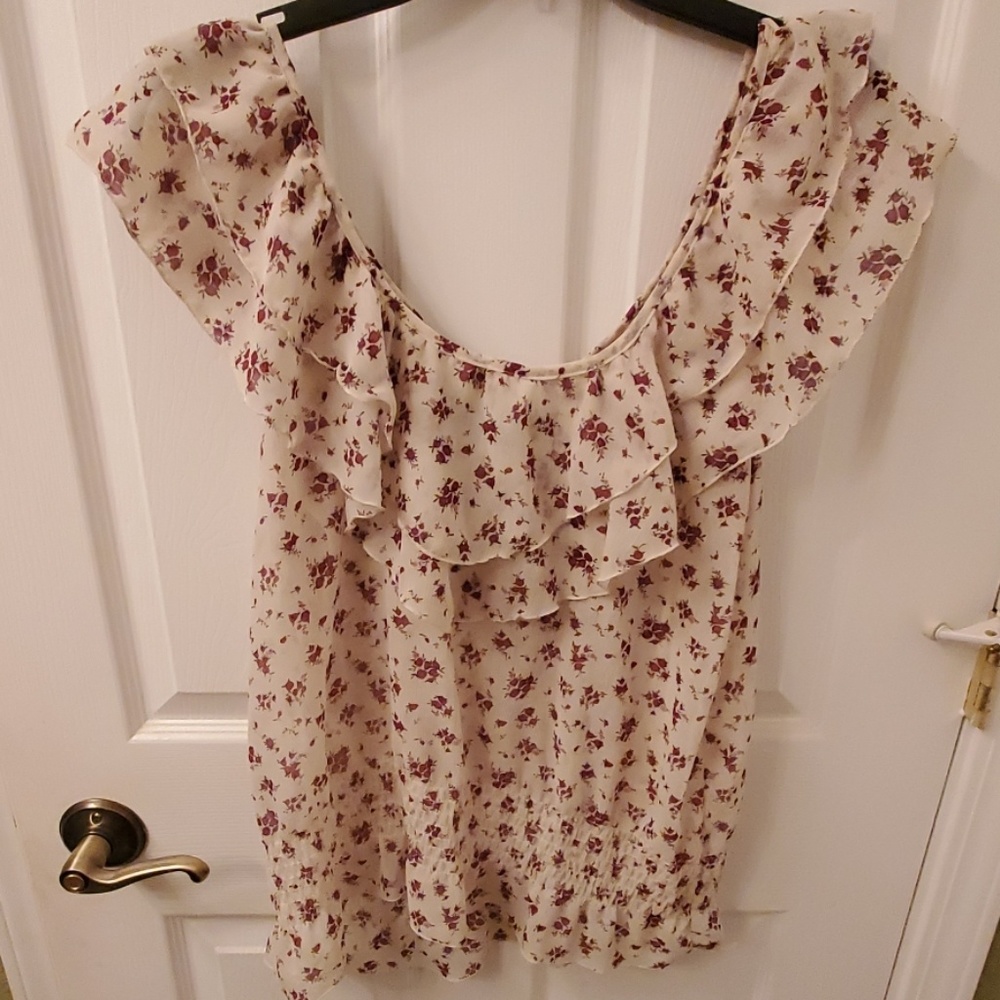 Chiffon Ruffle-Trim top - Picture 2 of 2